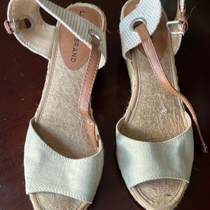 Nice wedges in perfect condition